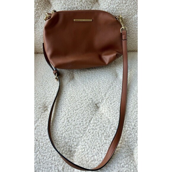Steve Madden Brown Top Zip Crossbody - Picture 2 of 4